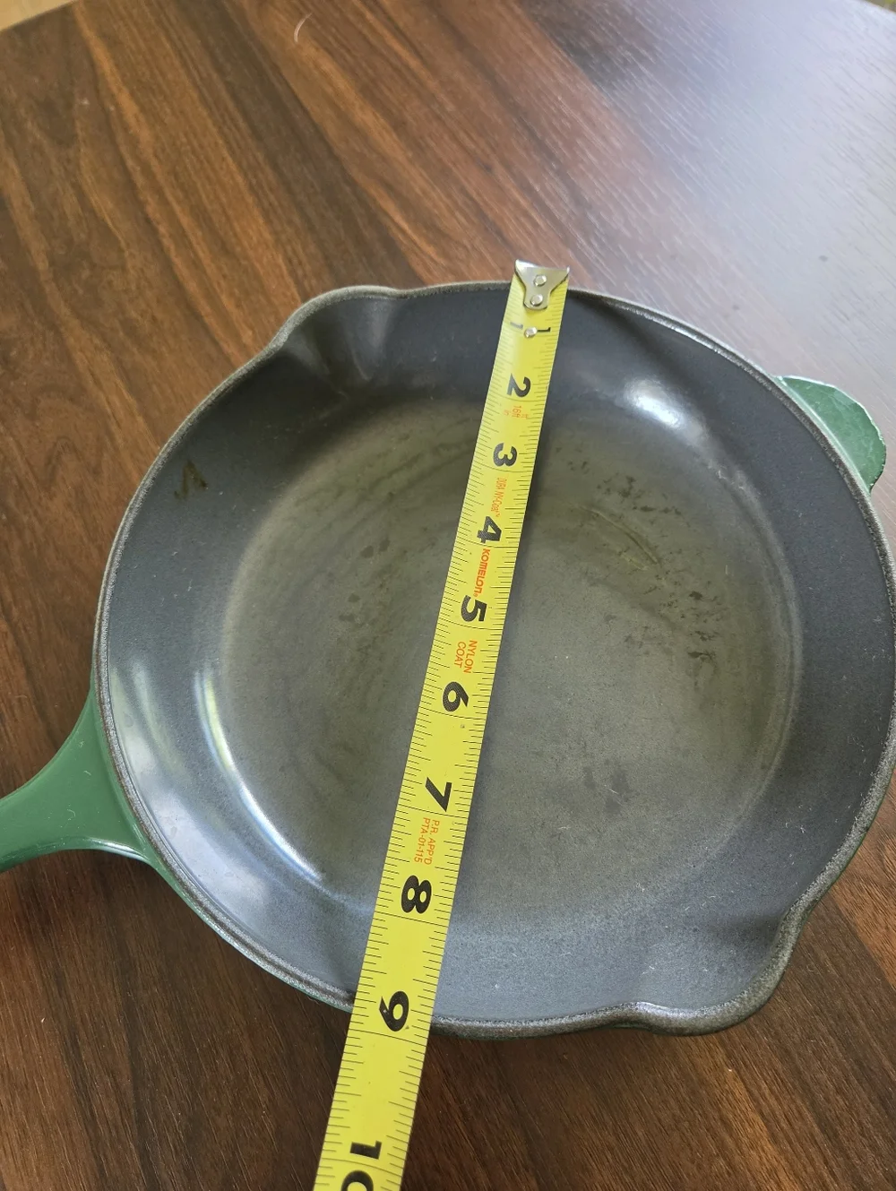 Vintage Le Creuset #23 Emerald Green Enameled Cast Iron Skillet 9